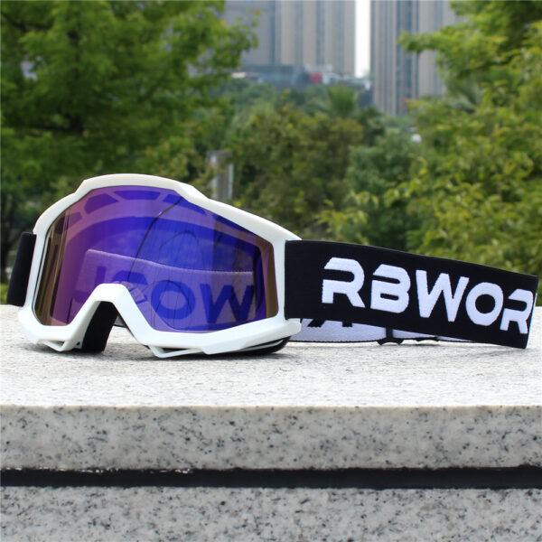 Motorcycle Outdoor Sports Goggles Off-road Helmet - Image 3