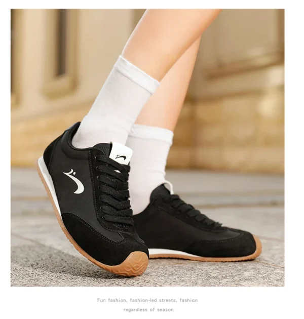 Guirenniao Forrest Gump Summer 2025 new ladies casual shoes trend black retro sports shoes - Image 21